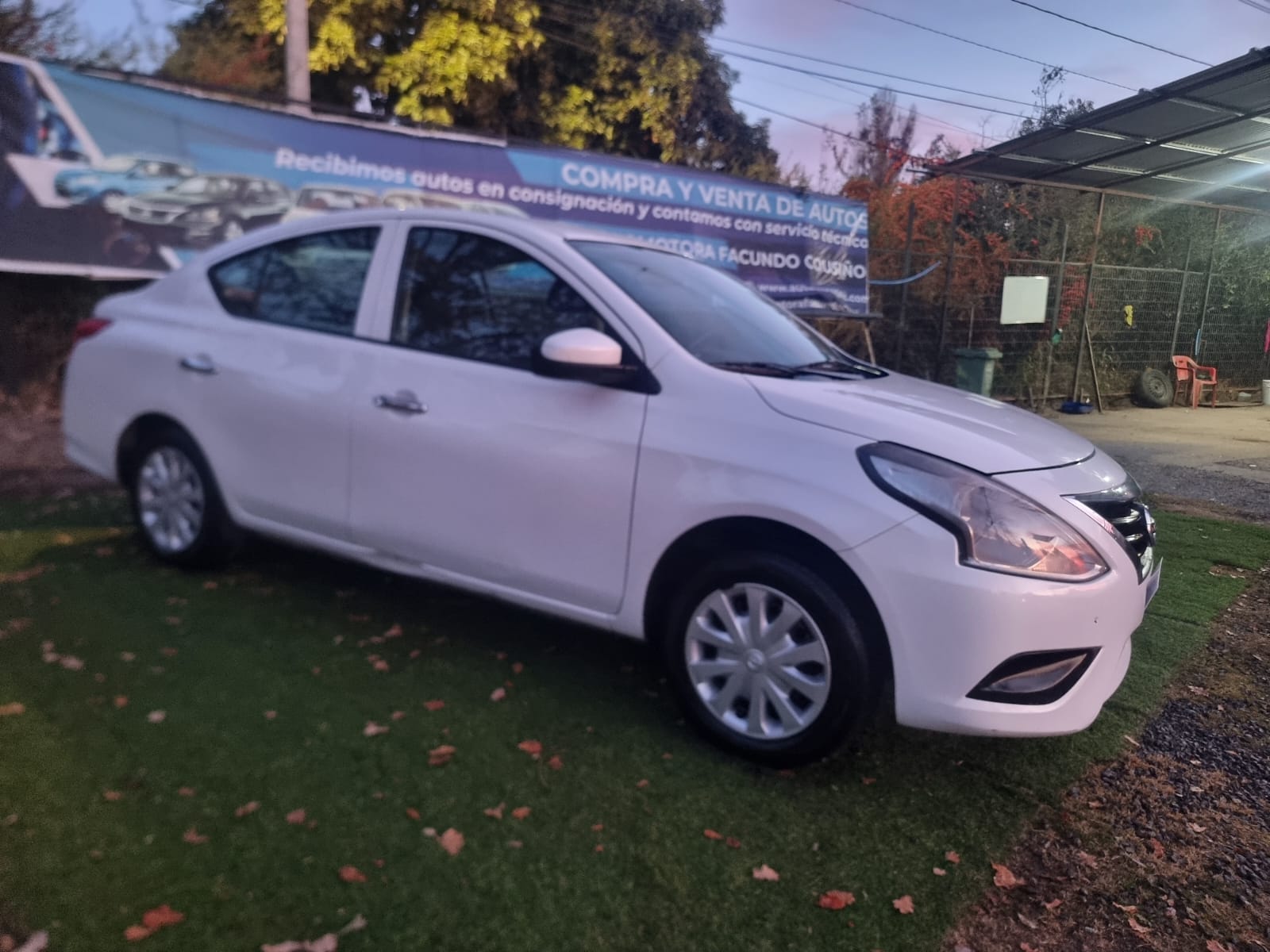 Nissan  versa